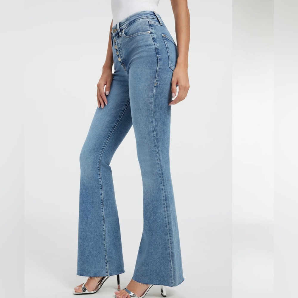 Good American Good Flare Raw Hem